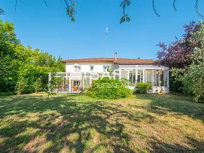 Maison, 174 m²