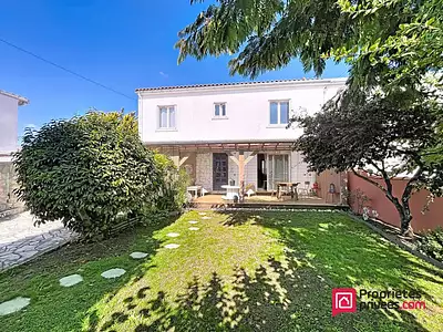 Maison, 174 m²