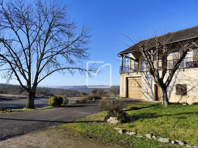 Maison, 167 m²