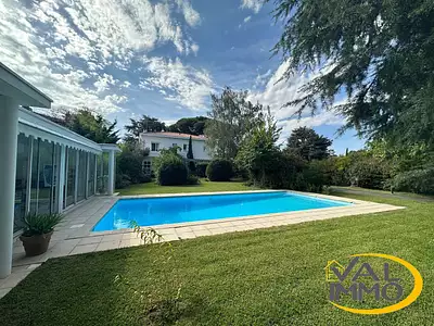 Maison, 270 m²