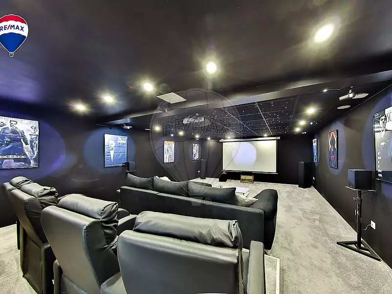 Maison, 348 m²