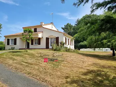 Maison, 174 m²
