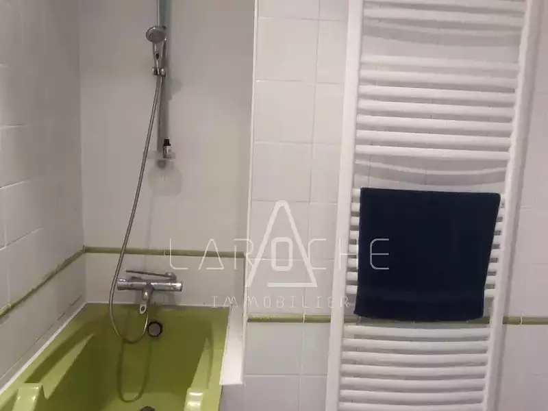 Maison, 221 m²