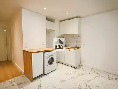 288 320 € 10 643 €/m² Appartement • 27,09 m² • 1 pièce Paris 14ème (75014)