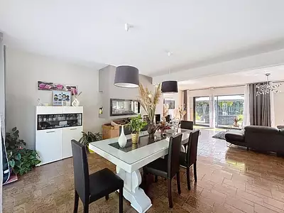 Maison, 254 m²