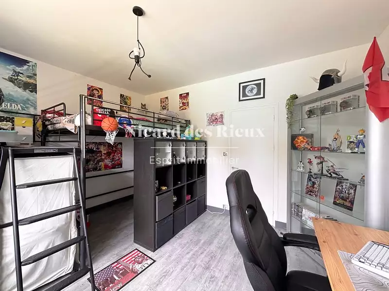 Maison, 201 m²