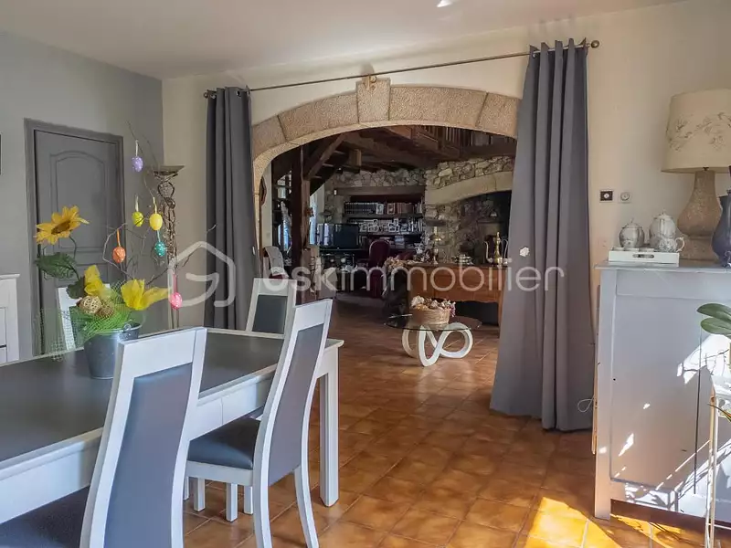 Maison, 283 m²