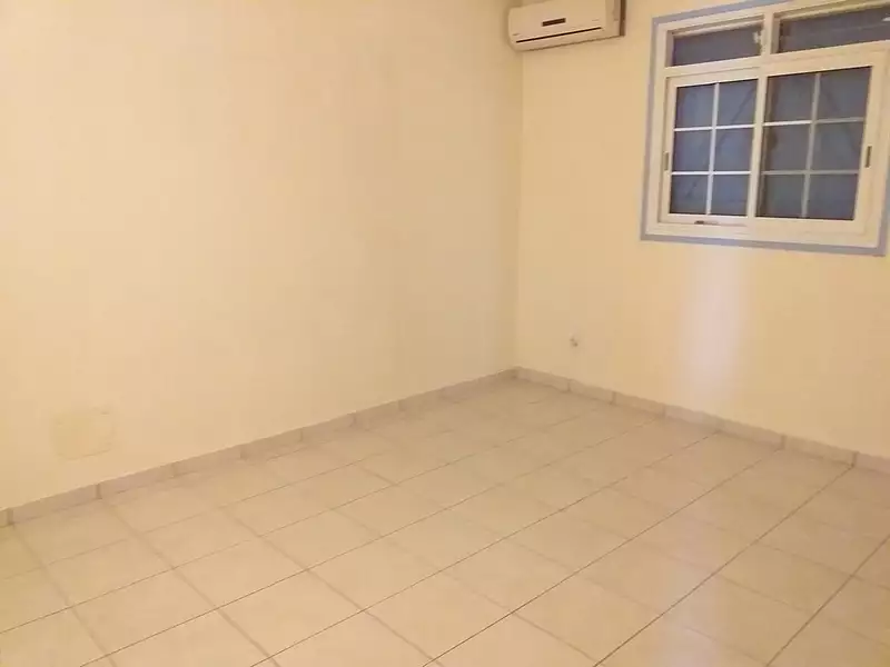 Immeuble, 300 m²