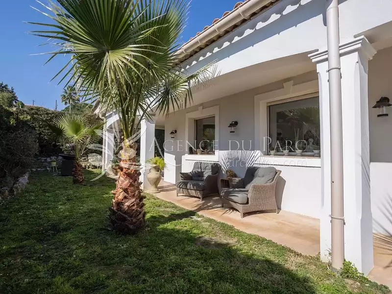 Maison, 250 m²