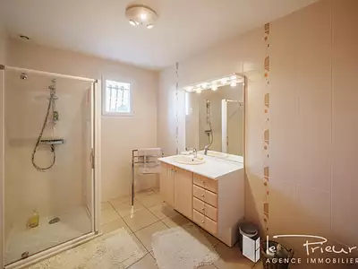 Maison, 243 m²