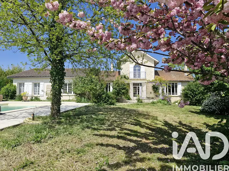 Maison, 175 m²