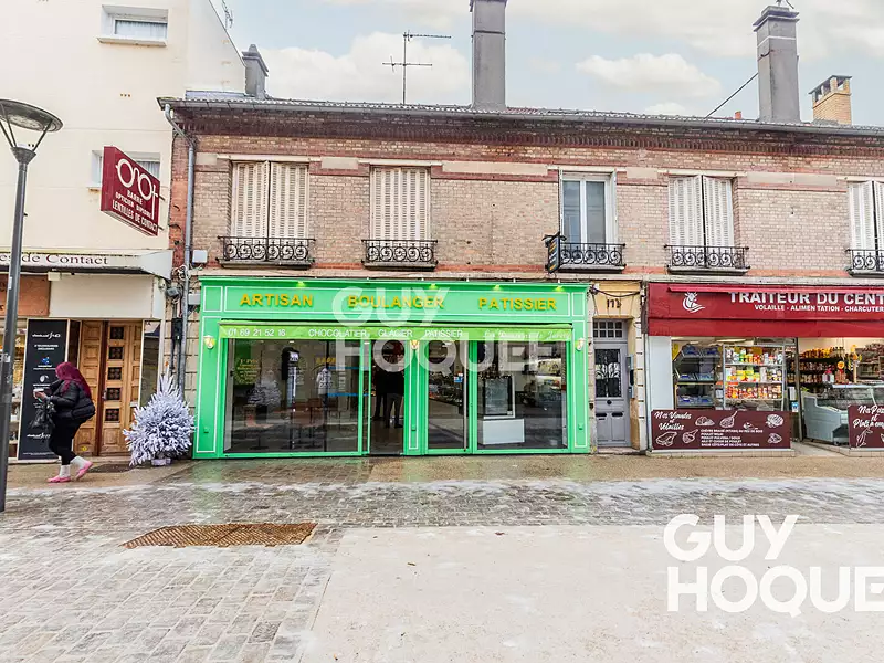 Immeuble, 295,68 m²