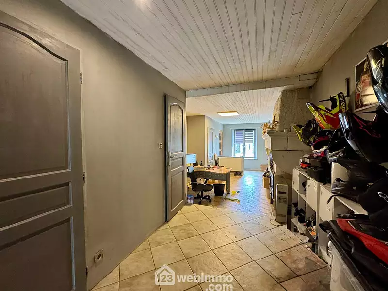 Maison, 183 m²
