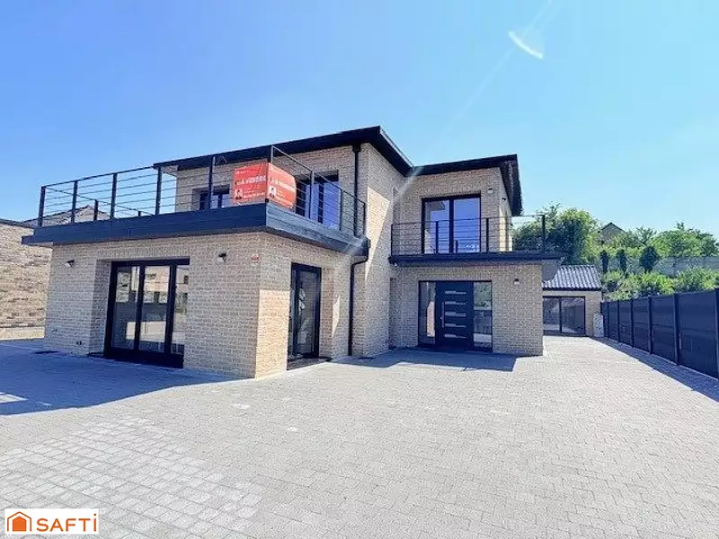 Maison, 170 m²