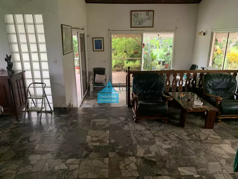 Maison, 230 m²
