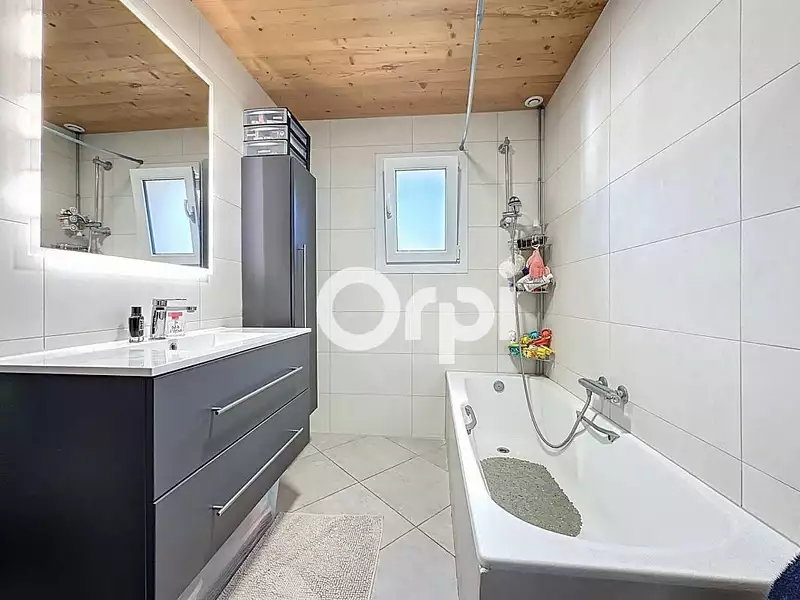Maison, 96 m²