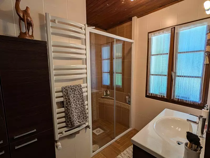 Maison, 184 m²
