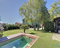 Maison, 225 m²