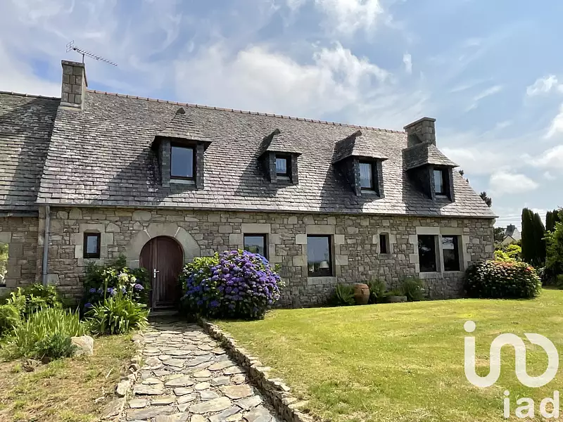 Maison, 167 m²