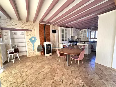 Maison, 220 m²