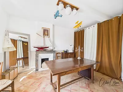 Maison, 220 m²