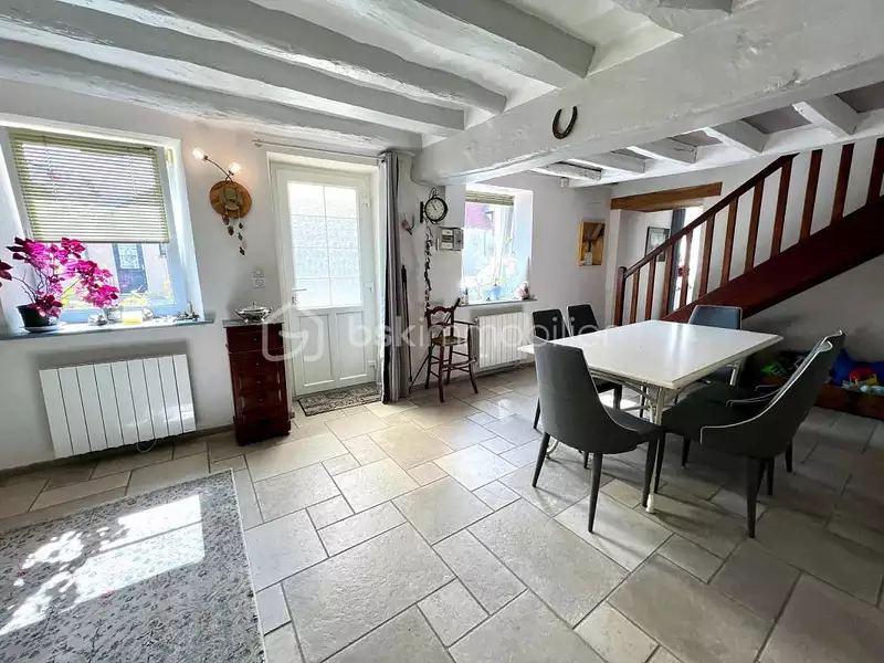Maison, 176 m²