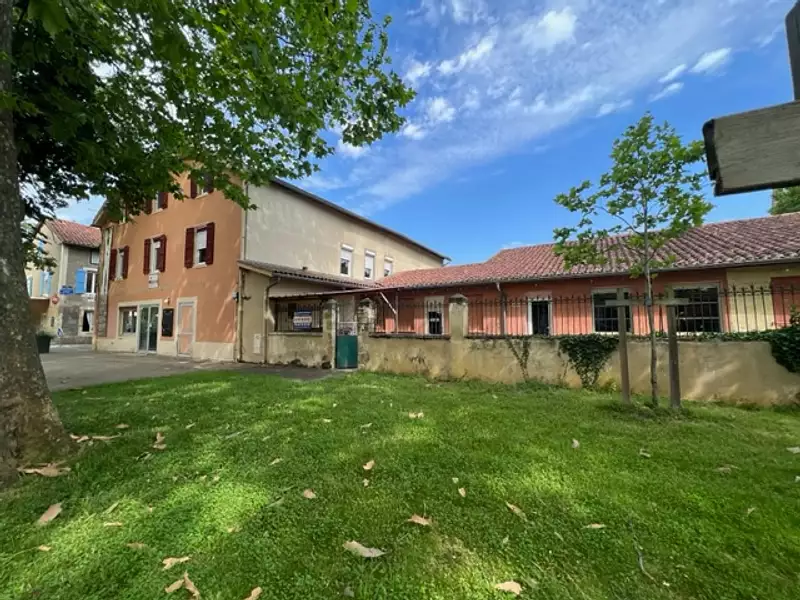 Immeuble, 547 m²