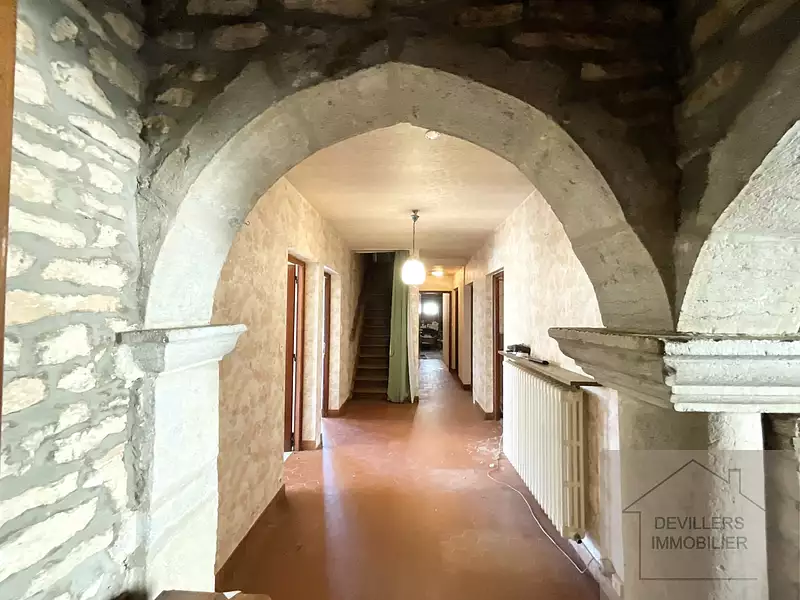 Immeuble, 372,31 m²