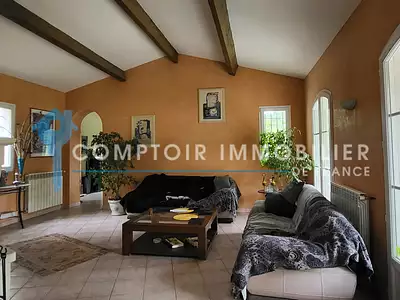 Maison, 230 m²