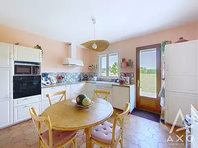 Maison, 204 m²