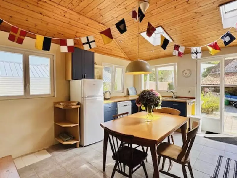 Maison, 230 m²