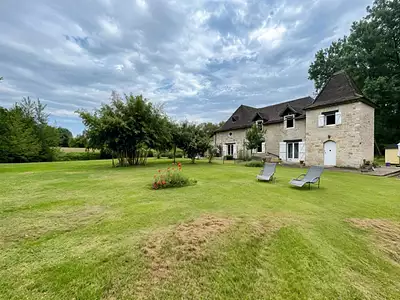 Maison, 225 m²