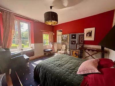 Maison, 250 m²