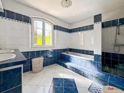 Maison, 180 m²