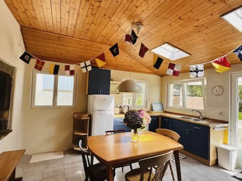 Maison, 230 m²