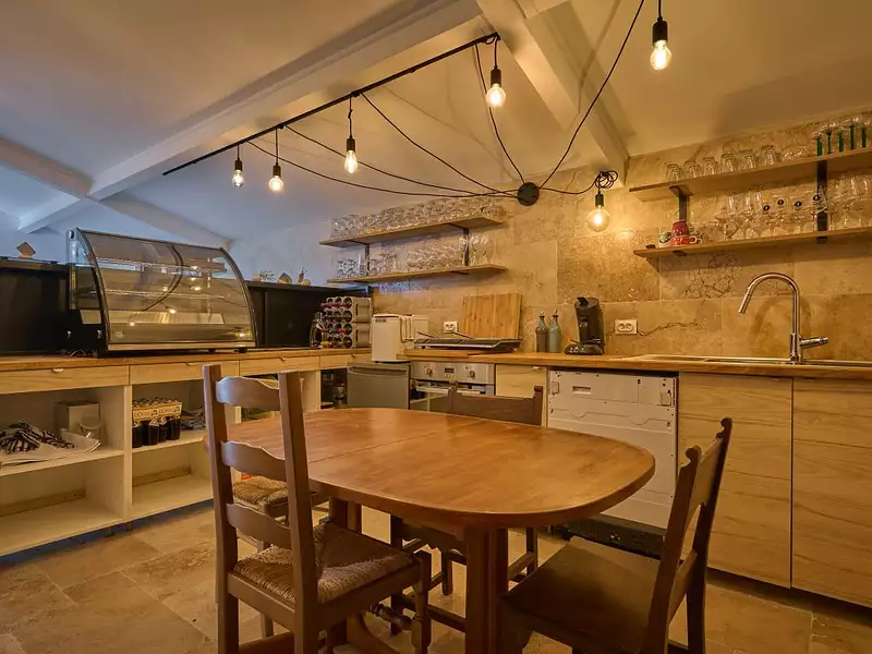 Maison, 220 m²