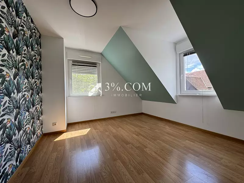 Maison, 166 m²