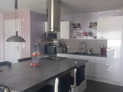 Maison, 77 m²