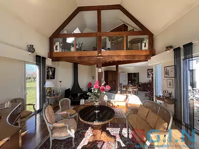 Maison, 235 m²