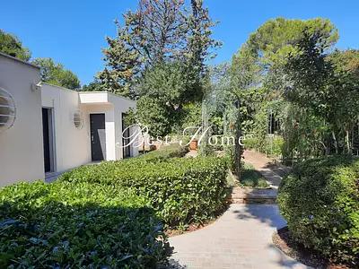 Maison, 220 m²