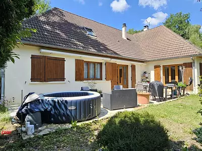 Maison, 250 m²