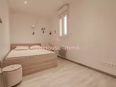 Maison, 250 m²