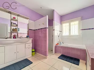 Maison, 121 m²
