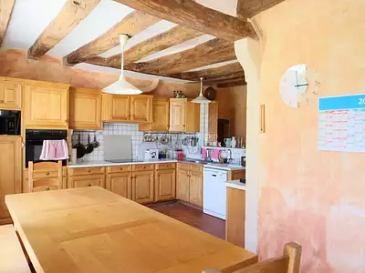 Maison, 225 m²