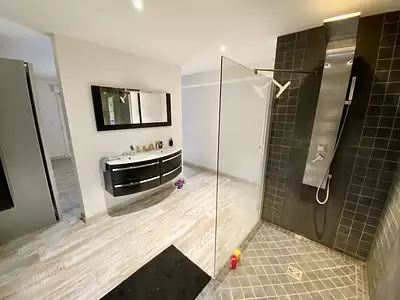 Maison, 230 m²