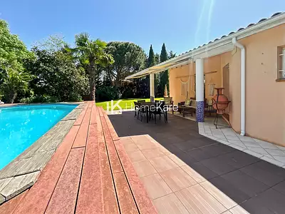 Maison, 200 m²