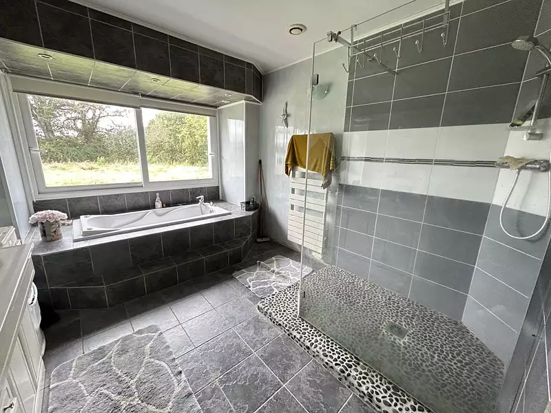 Maison, 176 m²