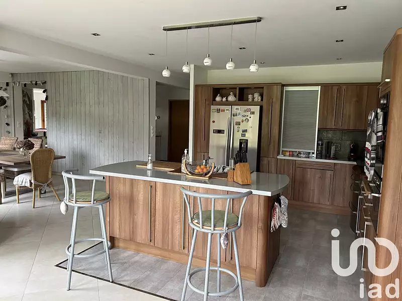 Maison, 323 m²