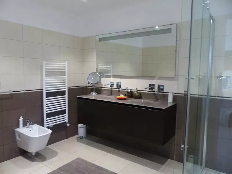 Maison, 328 m²