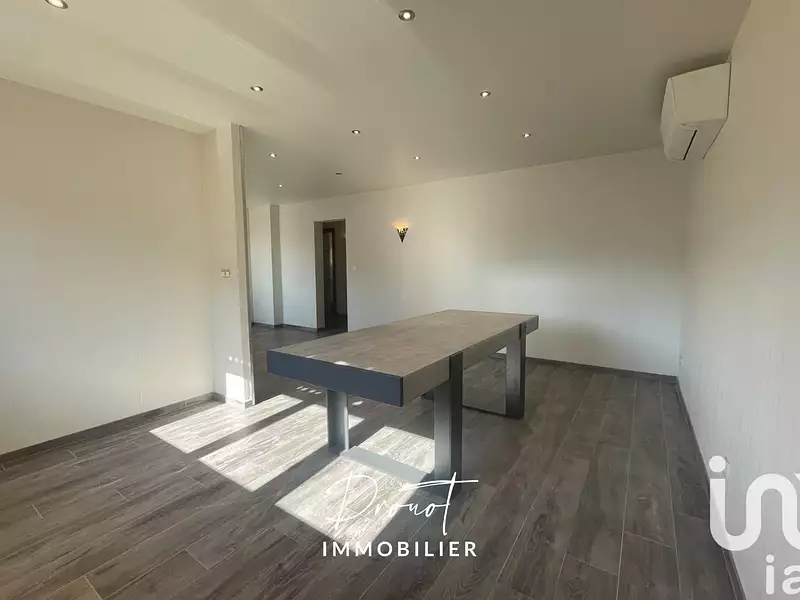 Maison, 200 m²